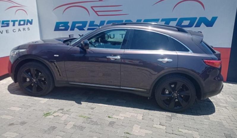 
								Infiniti Q70 3.0D Gt Premium At full									