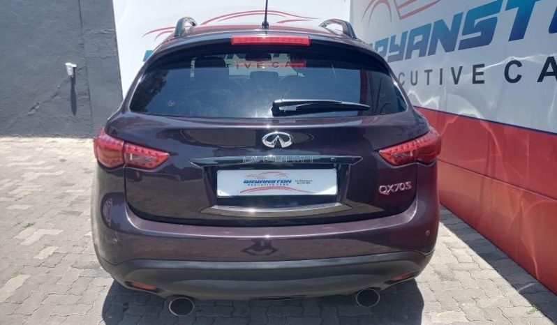 
								Infiniti Q70 3.0D Gt Premium At full									