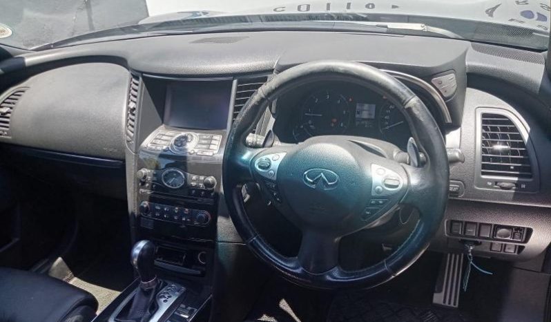 
								Infiniti Q70 3.0D Gt Premium At full									