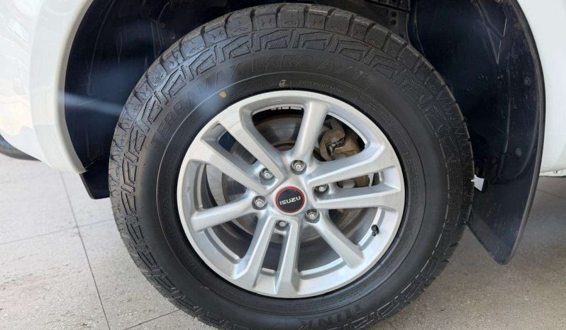 
								ISUZU D-MAX D-MAX 1.9 Ddi L 4X4 D/C P/U full									