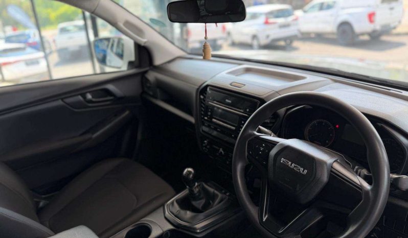
								ISUZU D-MAX D-MAX 1.9 Ddi L 4X4 D/C P/U full									
