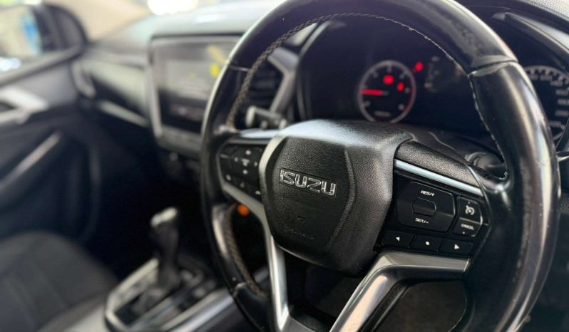 
								ISUZU D-MAX D-MAX 1.9 Ddi LS 4X4 A/T D/C P/U full									