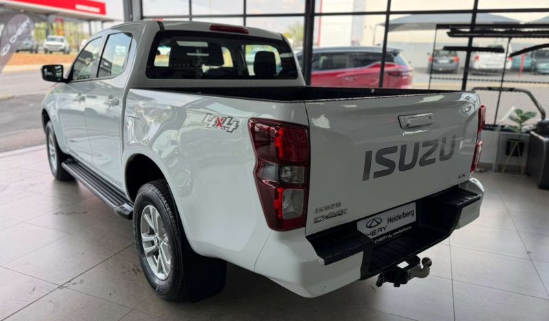 
								ISUZU D-MAX D-MAX 1.9 Ddi LS 4X4 A/T D/C P/U full									