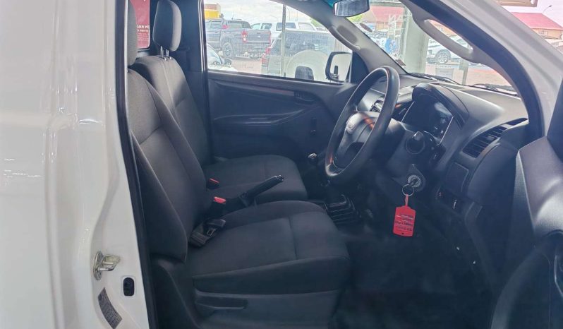 
								ISUZU D-MAX D-MAX 250 HO FLEETSIDE SAFETY S/C P/U full									