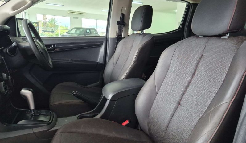 
								ISUZU D-MAX D-MAX 250 HO HI-RIDE A/T D/C P/U full									
