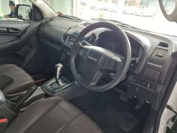 
										ISUZU D-MAX D-MAX 250 HO HI-RIDE A/T D/C P/U full									