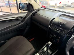 
										ISUZU D-MAX D-MAX 250 HO HI-RIDE A/T D/C P/U full									