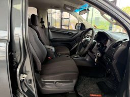 
										ISUZU D-MAX D-MAX 250 HO HI-RIDE A/T D/C P/U full									