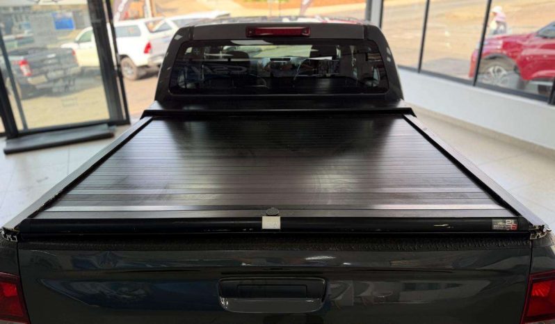 
								ISUZU D-MAX D-MAX 250 HO HI-RIDE A/T D/C P/U full									
