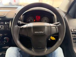 
										ISUZU D-MAX D-MAX 250 HO HI-RIDE D/C P/U full									
