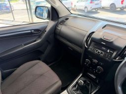 
										ISUZU D-MAX D-MAX 250 HO HI-RIDE D/C P/U full									