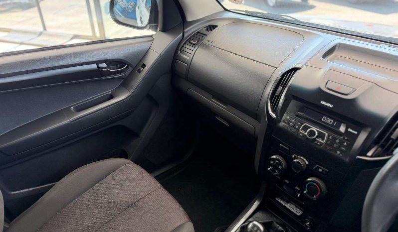 
								ISUZU D-MAX D-MAX 250 HO HI-RIDE D/C P/U full									