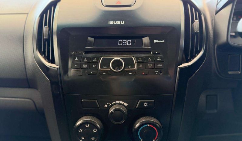 
								ISUZU D-MAX D-MAX 250 HO HI-RIDE D/C P/U full									