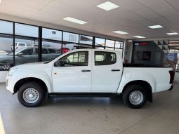 
										ISUZU D-MAX D-MAX 250 HO HI-RIDE D/C P/U full									