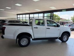 
										ISUZU D-MAX D-MAX 250 HO HI-RIDE D/C P/U full									