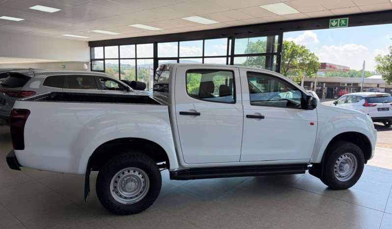 
								ISUZU D-MAX D-MAX 250 HO HI-RIDE D/C P/U full									
