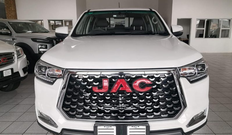 
								JAC T8 2.0 Cti Lux D Cab 4X2 full									