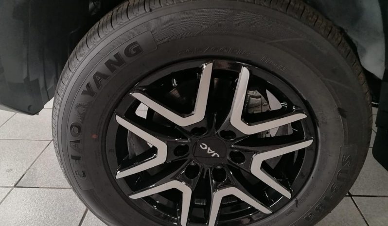 
								JAC T8 2.0 Cti Lux D Cab 4X2 full									