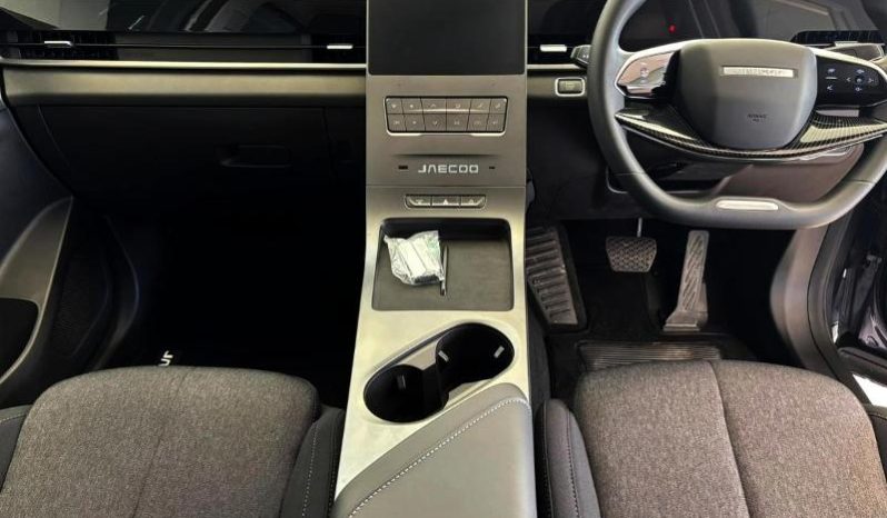 
								Jaecoo J5 1.5T Core full									