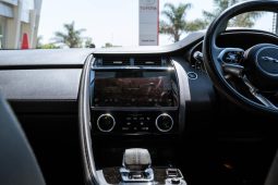 
										Jaguar E-Pace D200 AWD R-Dynamic SE full									