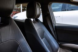 
										Jaguar E-Pace D200 AWD R-Dynamic SE full									
