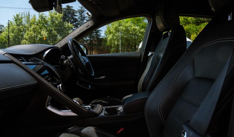 
								Jaguar E-Pace D200 AWD R-Dynamic SE full									
