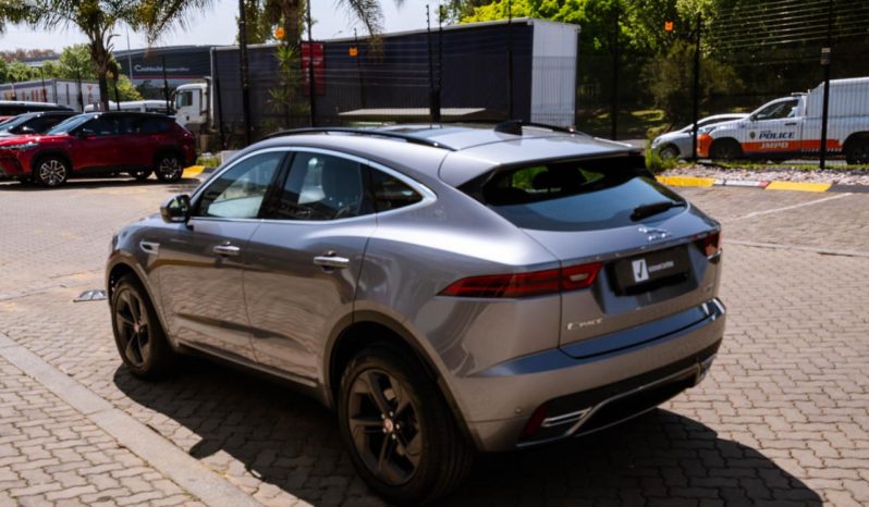 
								Jaguar E-Pace D200 AWD R-Dynamic SE full									