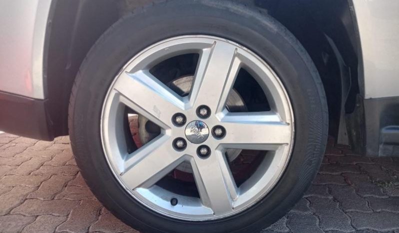 
								Jeep Compass 2.0 Limited Cvt full									