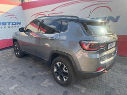 
										Jeep Compass 2.4 Trailhawk At full									