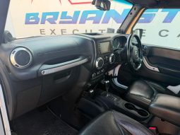 
										Jeep Wrangler Unlimited 3.6 Sahara At full									