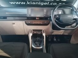 
										Kia Carens 1.5 Ls full									