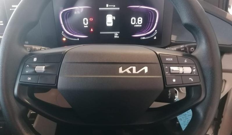 
								Kia Carens 1.5 Ls full									