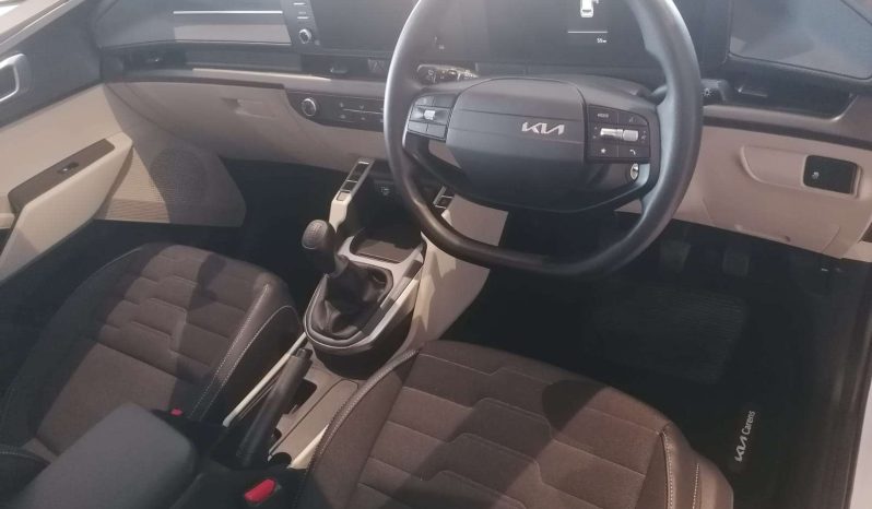 
								KIA CARENS CARENS 1.5 LS full									