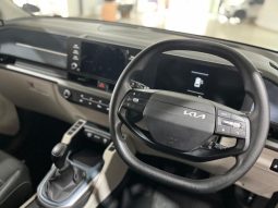 
										Kia Carens 1.5 Ls full									