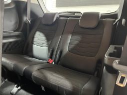 
										Kia Carens 1.5 Ls full									