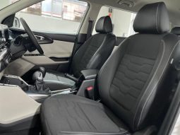 
										Kia Carens 1.5 Ls full									