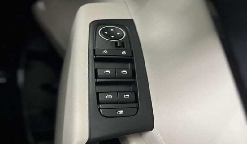 
								Kia Carens 1.5 Ls full									