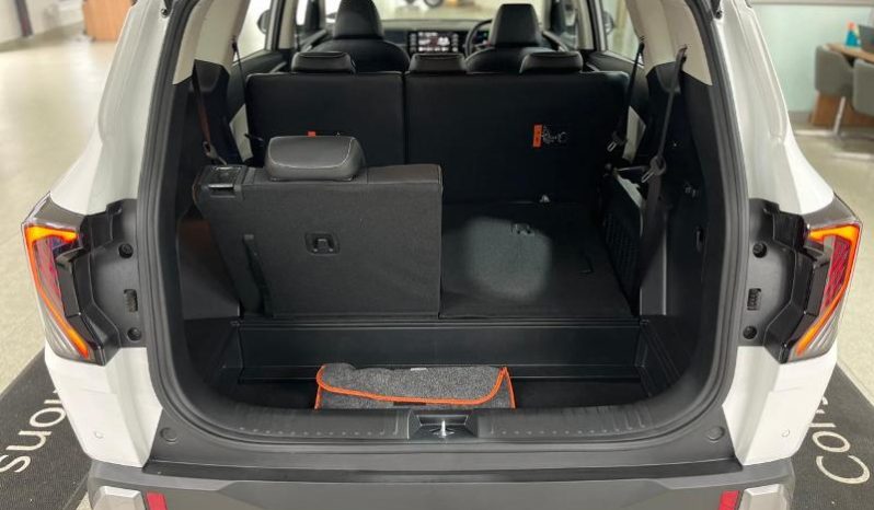 
								Kia Carens 1.5 Ls full									