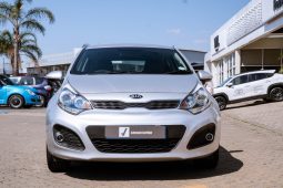 
										Kia Rio hatch 1.4 Tec full									