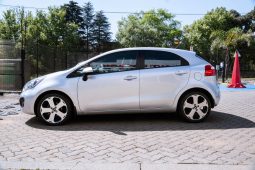 
										Kia Rio hatch 1.4 Tec full									