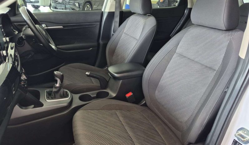 
								KIA Seltos SELTOS 1.6 EX full									