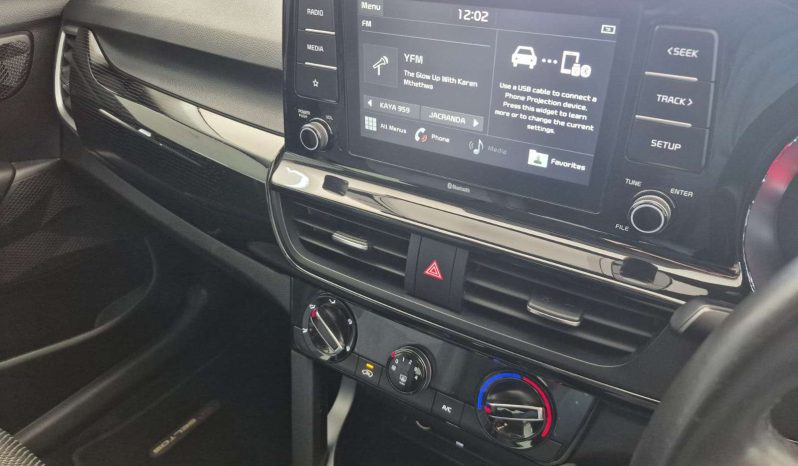 
								KIA Seltos SELTOS 1.6 EX full									