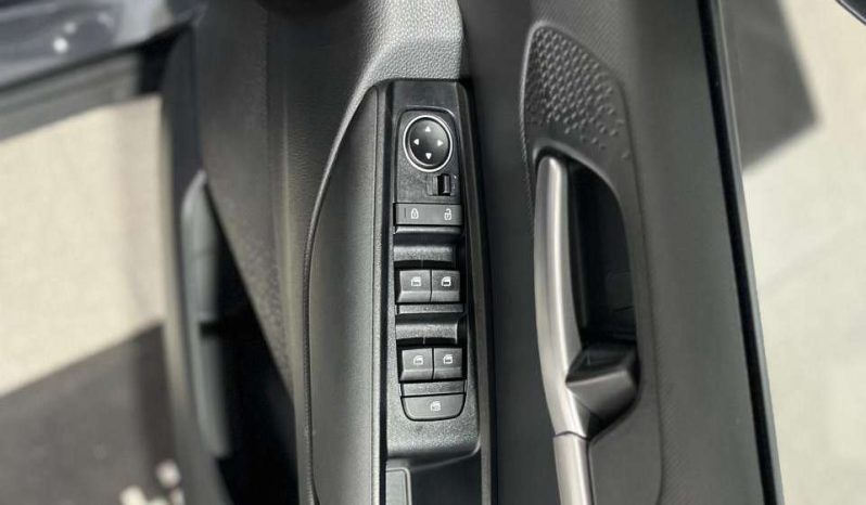 
								KIA Sonet SONET 1.5 LX full									