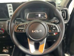 
										KIA Sonet SONET 1.5 LX full									