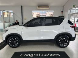
										KIA Sonet SONET 1.5 LX full									