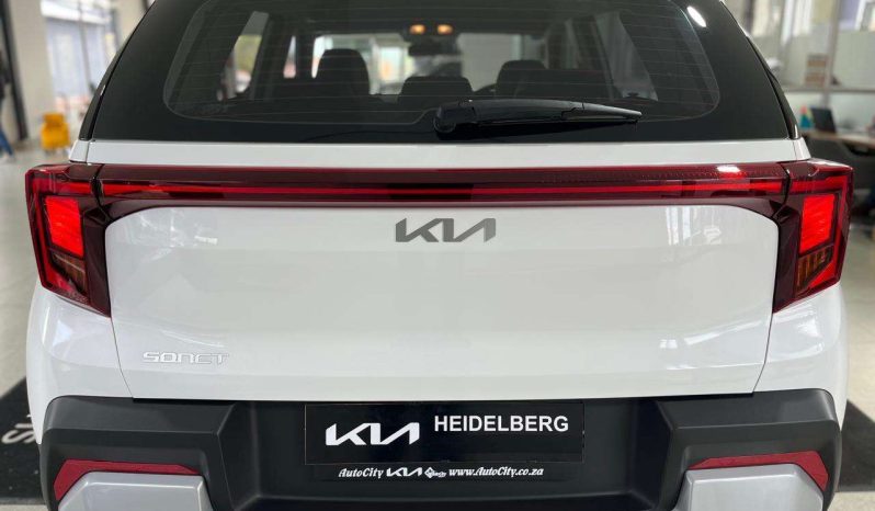 
								KIA Sonet SONET 1.5 LX full									