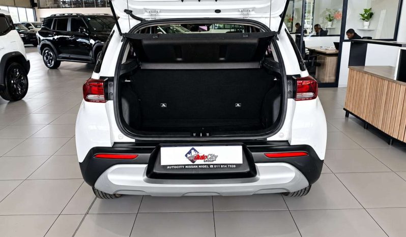 
								KIA Sonet SONET 1.5 LX full									