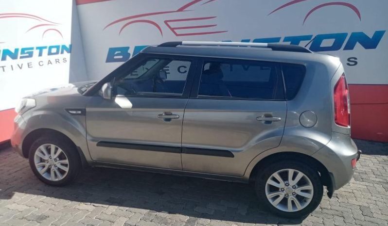 
								Kia Soul 1.6 full									