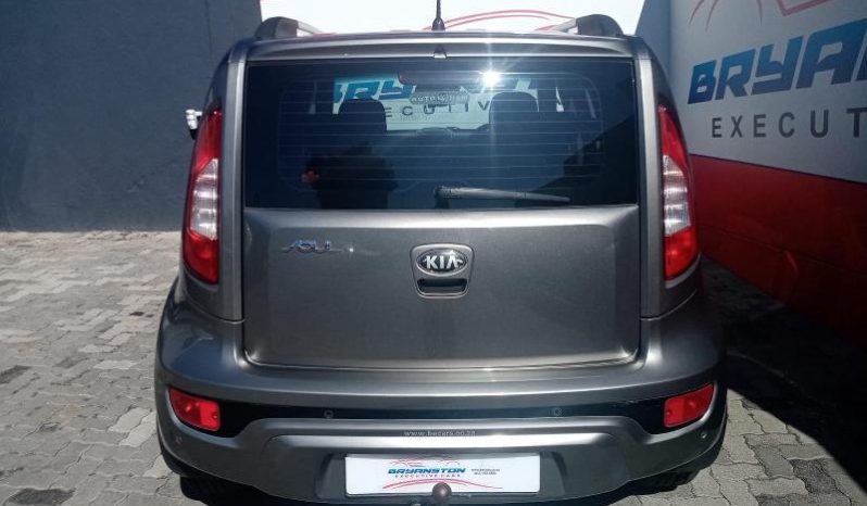 
								Kia Soul 1.6 full									