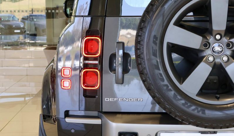 
								Land Rover Defender 110 3.0D D250 X-Dynamic Se (183kW) full									
